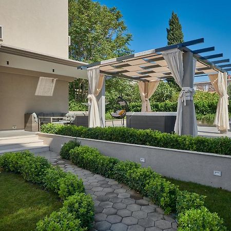 Family Apartment Dubrovnik - Private Jacuzzi Terrace, Private Parking Экстерьер фото