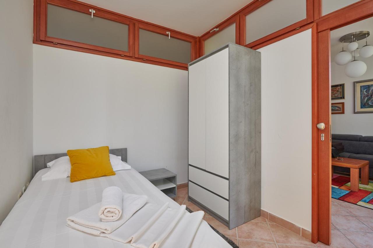 Family Apartment Dubrovnik - Private Jacuzzi Terrace, Private Parking Экстерьер фото