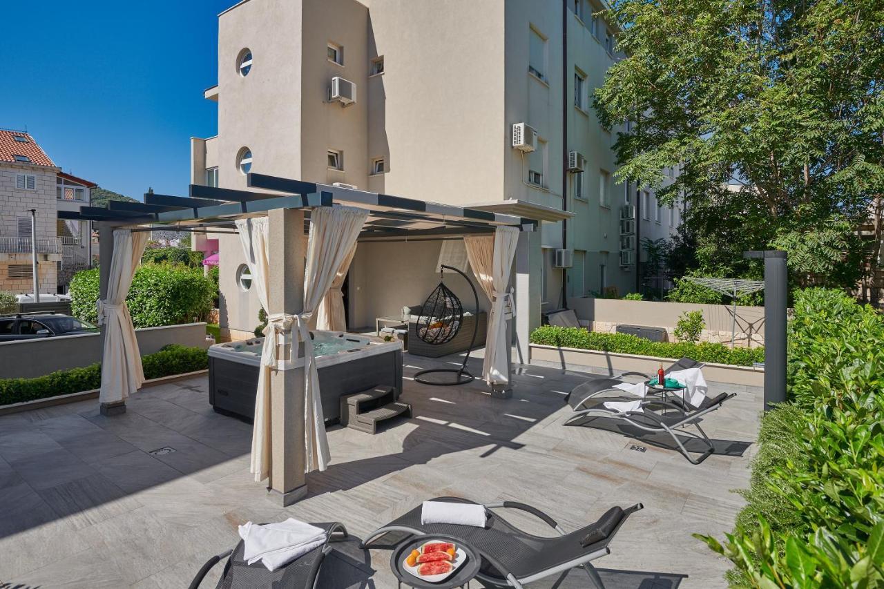 Family Apartment Dubrovnik - Private Jacuzzi Terrace, Private Parking Экстерьер фото