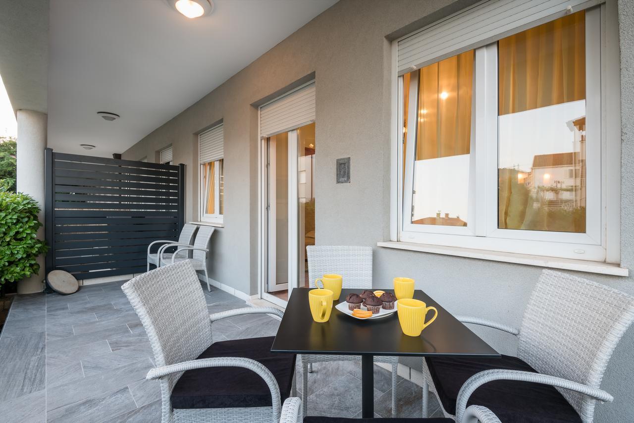Family Apartment Dubrovnik - Private Jacuzzi Terrace, Private Parking Экстерьер фото
