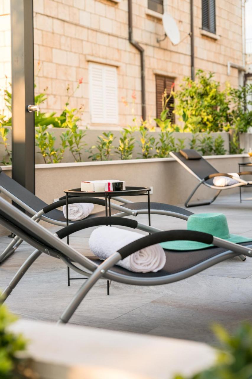 Family Apartment Dubrovnik - Private Jacuzzi Terrace, Private Parking Экстерьер фото