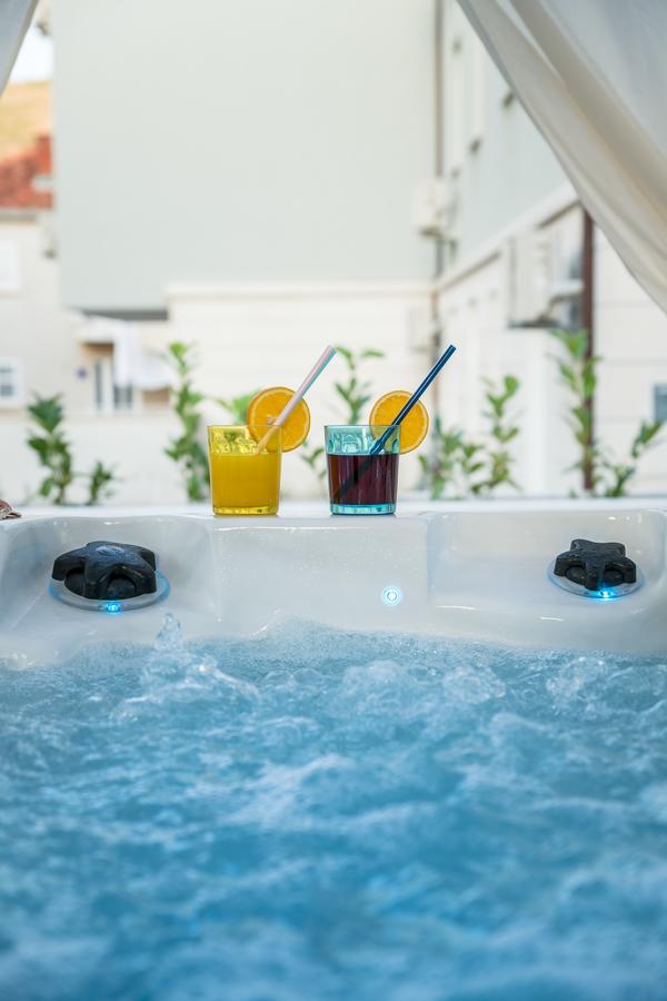 Family Apartment Dubrovnik - Private Jacuzzi Terrace, Private Parking Экстерьер фото