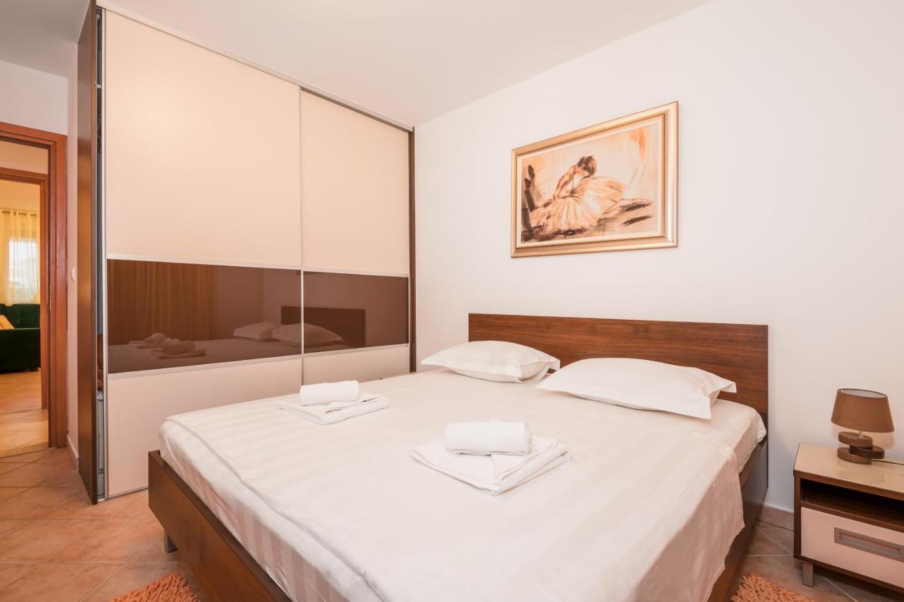 Family Apartment Dubrovnik - Private Jacuzzi Terrace, Private Parking Экстерьер фото