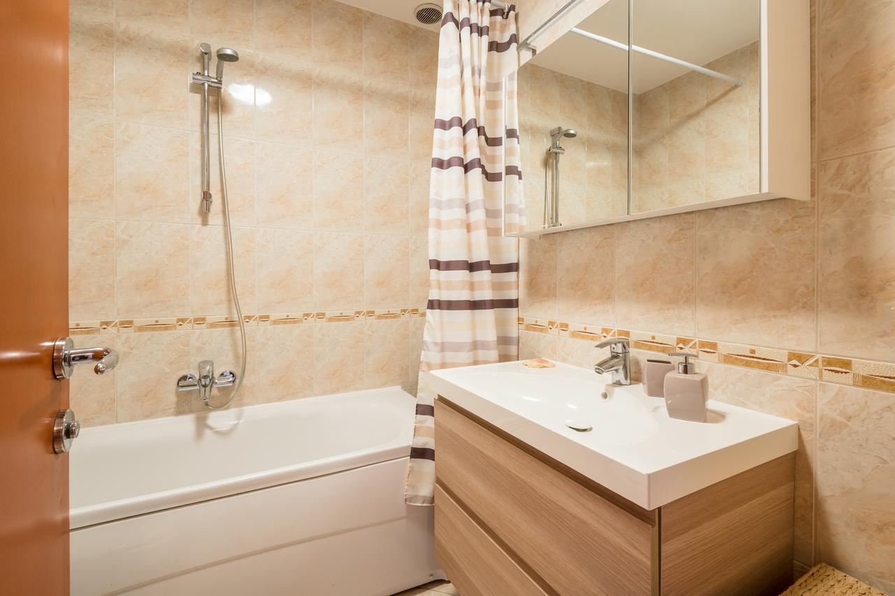 Family Apartment Dubrovnik - Private Jacuzzi Terrace, Private Parking Экстерьер фото